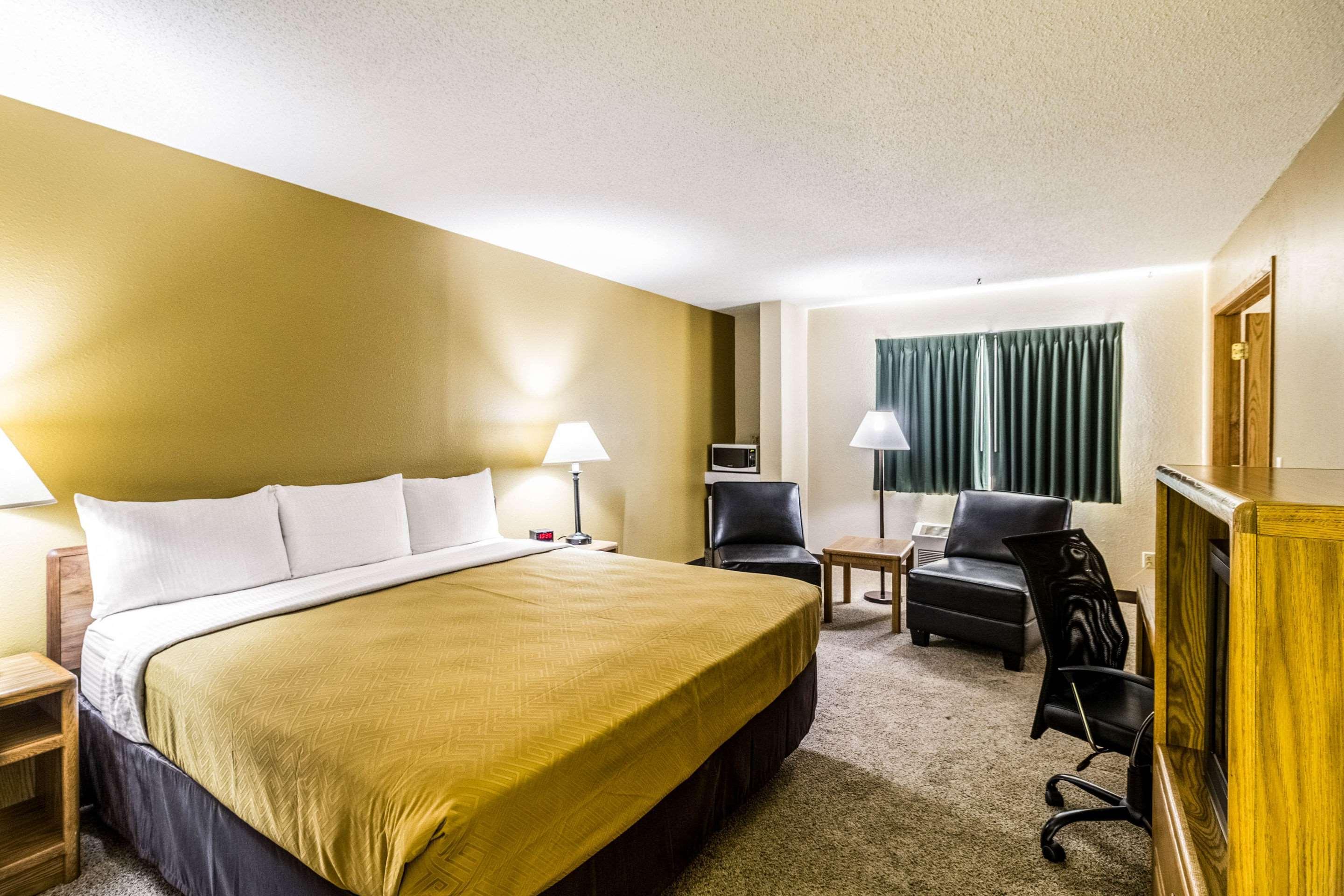Econo Lodge - Valley City Ngoại thất bức ảnh