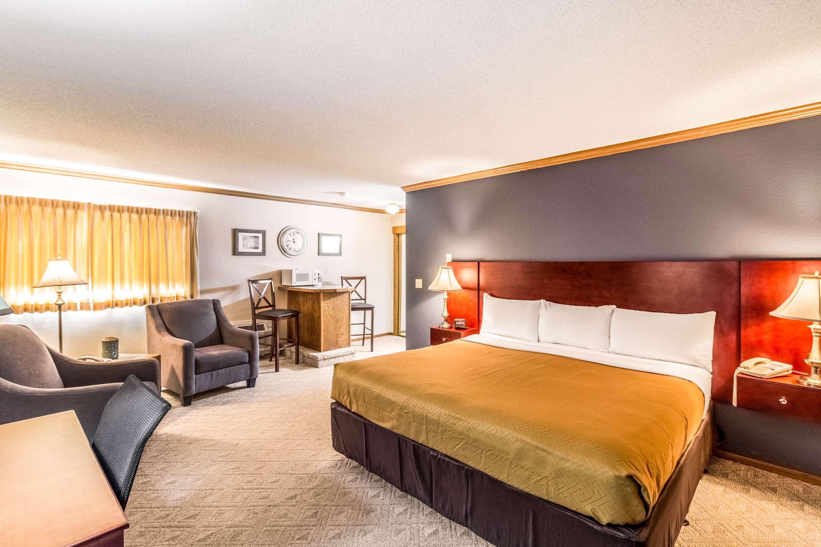 Econo Lodge - Valley City Ngoại thất bức ảnh