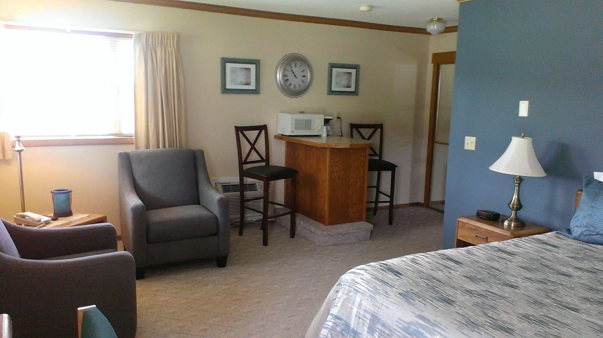 Econo Lodge - Valley City Ngoại thất bức ảnh