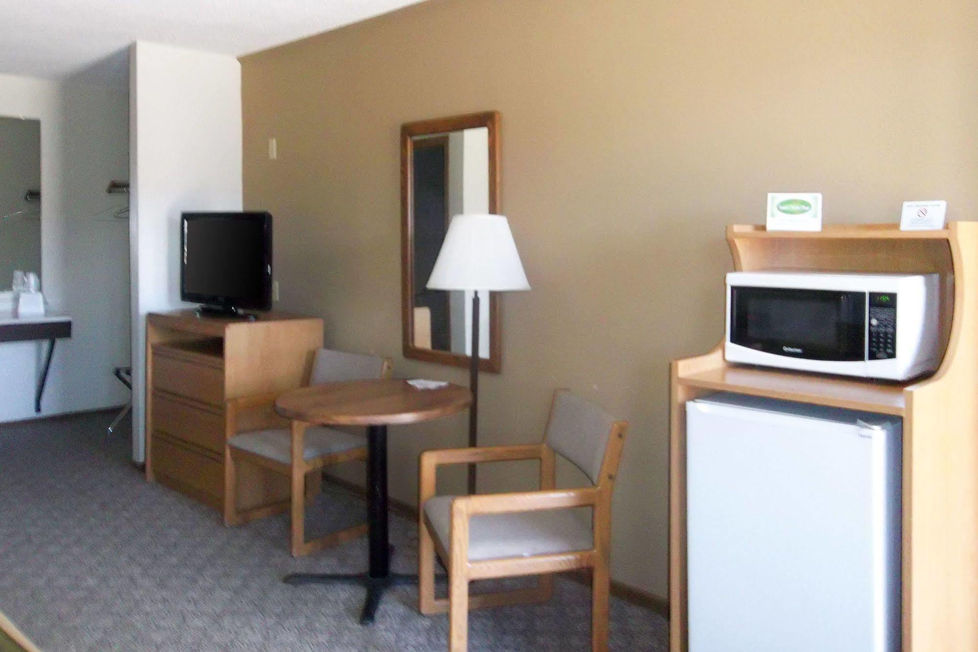 Econo Lodge - Valley City Ngoại thất bức ảnh